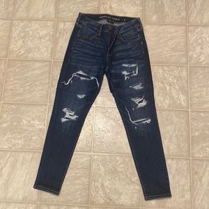 American Eagle size 8 short length distressed skinny jeans